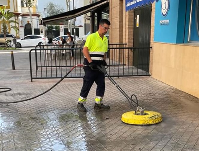 Limpieza con hidrolimpiadores