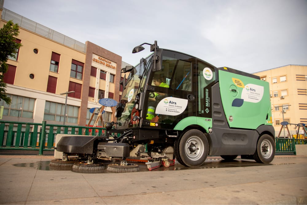 Equipamientos y servicios